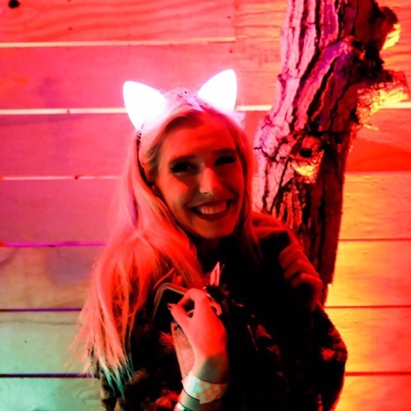 Meet your Posher, Lindsey - Picture 5 of 11